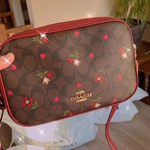 Jes Crossbody In Signature Canvas With Heart Petal Print